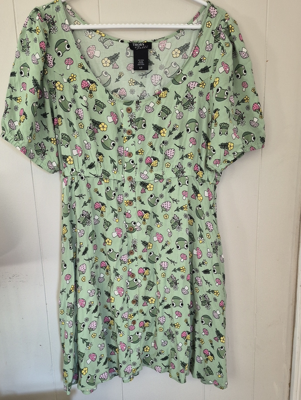 Thrifted Mint Green Frog Print Casual Button-Front Dress